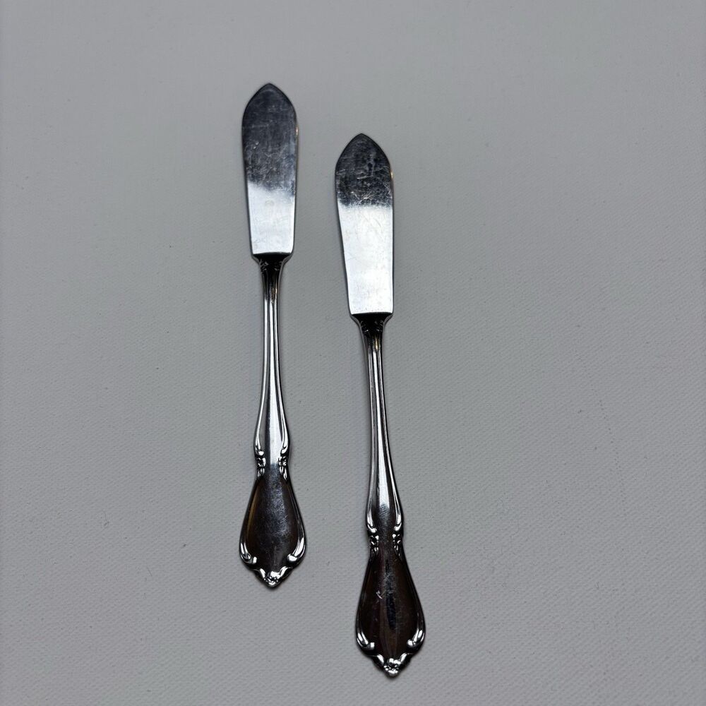 VTG Oneidacraft Deluxe Chateau Stainless Flatware Flat Handle Butter Knife Set 2